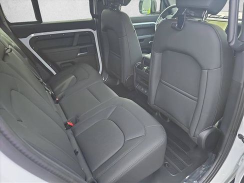 Used 2026 Land Rover Defender 110 S AWD/4WD image 11