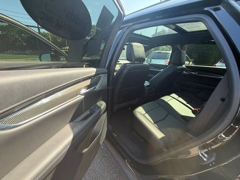 Used 2022 Cadillac XT5 Sportv AWD/4WD image 11