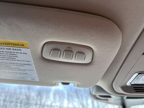 Used 2023 Lincoln Aviator AWD w/ Premium Package image 22