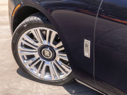 New 2025 Rolls-Royce Ghost AWD/4WD image 19