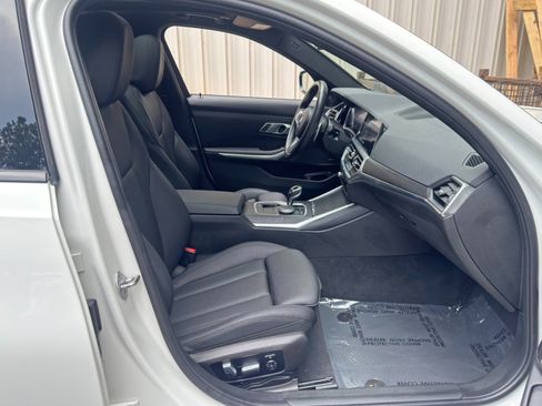 Used 2021 BMW 330e w/ M Sport Package RWD image 15