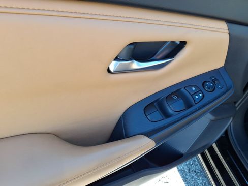 Certified 2023 Nissan Sentra SV w/ SV Premium Package FWD image 13