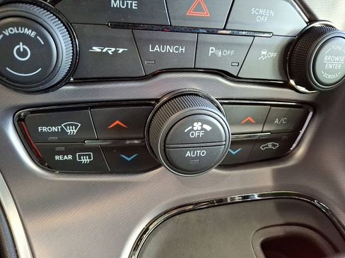 Used 2020 Dodge Challenger SRT Hellcat image 14