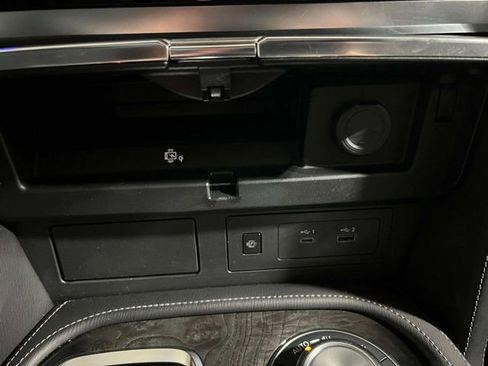 Used 2023 INFINITI QX80 Sensory w/ All-Season Package AWD/4WD image 26