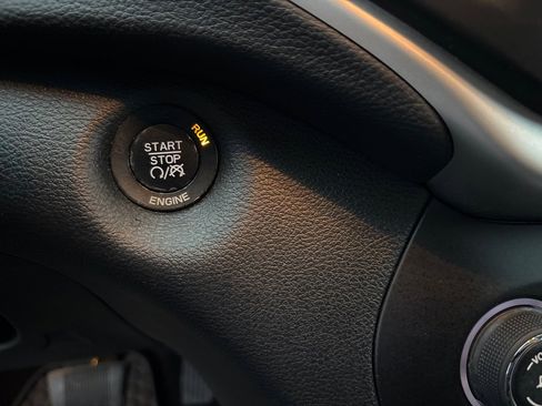 Used 2016 Jeep Cherokee Trailhawk w/ Comfort/Convenience Group image 31