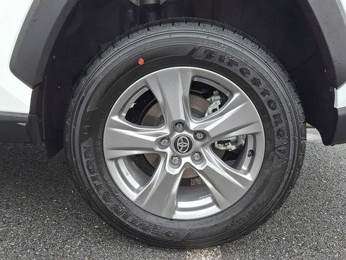 New 2025 Toyota RAV4 XLE w/ Convenience Package image 19