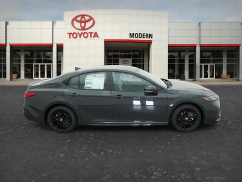 New 2026 Toyota Camry SE FWD image 9