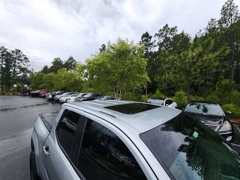 Used 2024 Toyota Tacoma TRD Sport w/ TRD Sport Premium Package AWD/4WD image 22