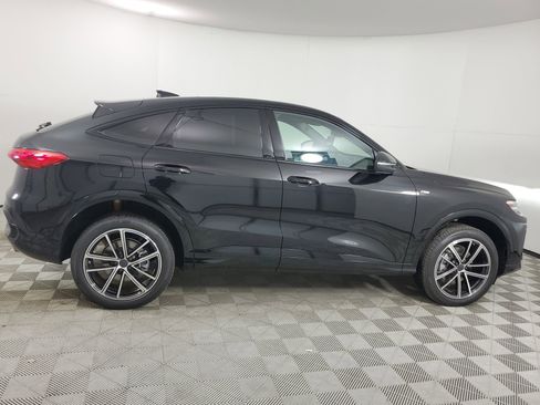 New 2026 Audi Q5 Premium Plus image 12