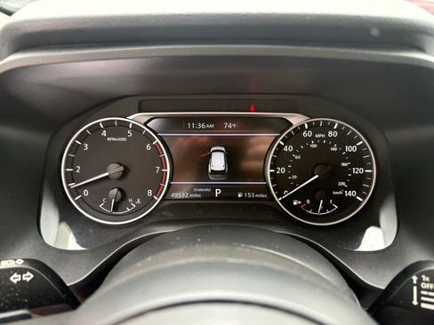 Used 2024 Nissan Rogue SV FWD image 15
