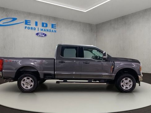 New 2026 Ford F250 XLT w/ FX4 Off-Road Package AWD/4WD image 8