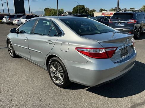 Used 2017 Toyota Camry SE FWD image 10