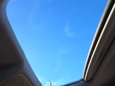 Used 2017 GMC Sierra 1500 SLT image 28