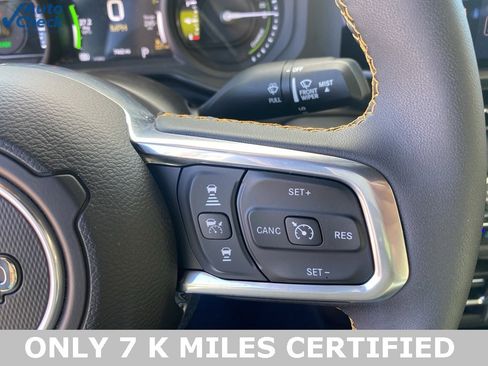 Used 2024 Jeep Wrangler Unlimited Sahara image 30