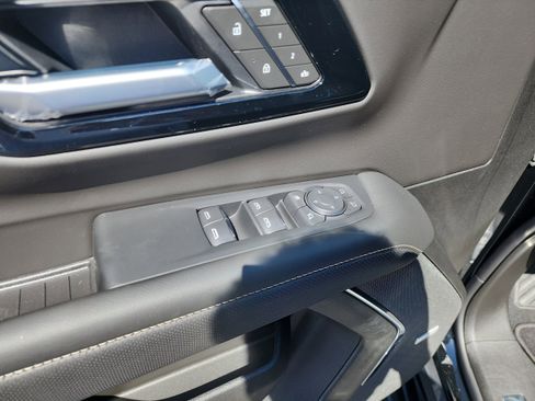 New 2026 Chevrolet Tahoe Premier image 17