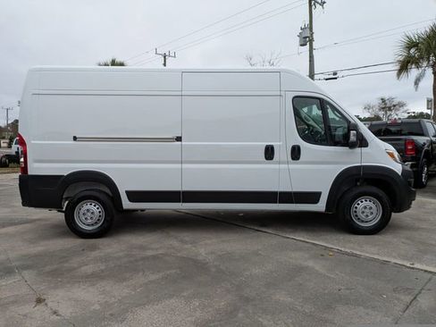 New 2026 RAM ProMaster 2500 w/ Convenience Group image 3