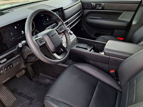 New 2025 Hyundai Santa Fe Calligraphy image 10