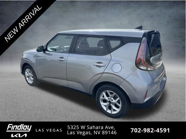 Certified 2024 Kia Soul LX w/ Option Group 015 FWD image 2