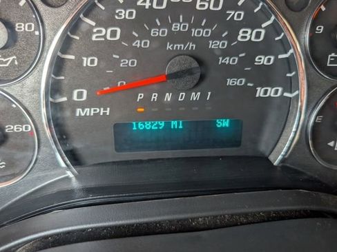 Used 2016 Chevrolet Express 2500 LS image 16