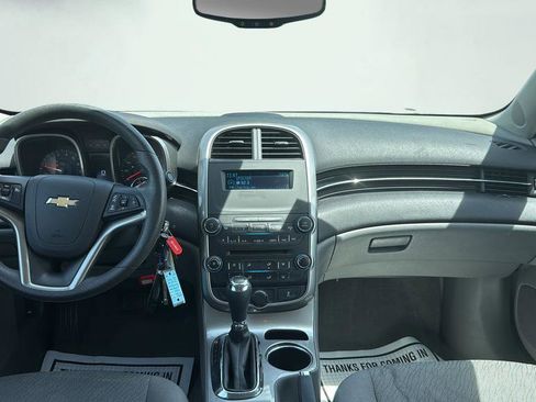 Used 2015 Chevrolet Malibu LS FWD image 17