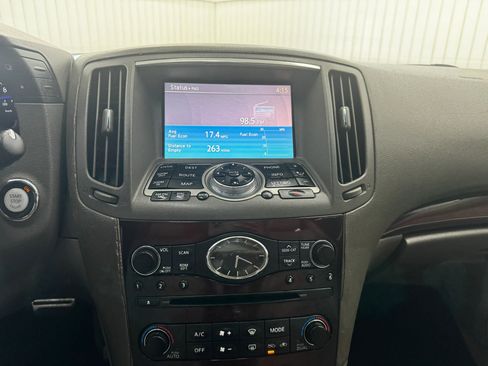 Used 2011 INFINITI G37 x Sedan w/ Premium Pkg image 19