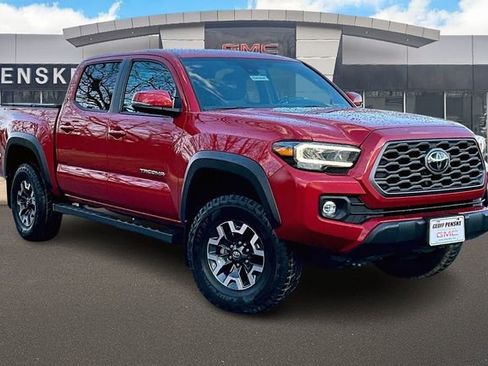 Used 2023 Toyota Tacoma TRD Off-Road image 11