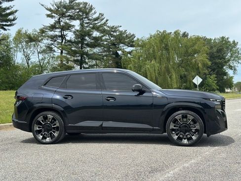 Certified 2023 BMW XM w/ M Driver's Package AWD/4WD image 8