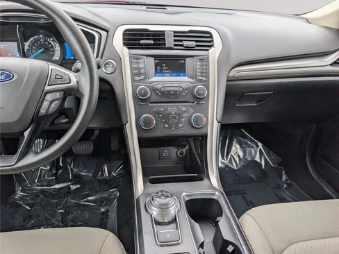 Used 2018 Ford Fusion S FWD image 18