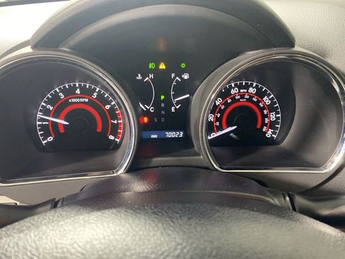 Used 2010 Toyota Highlander Limited image 18