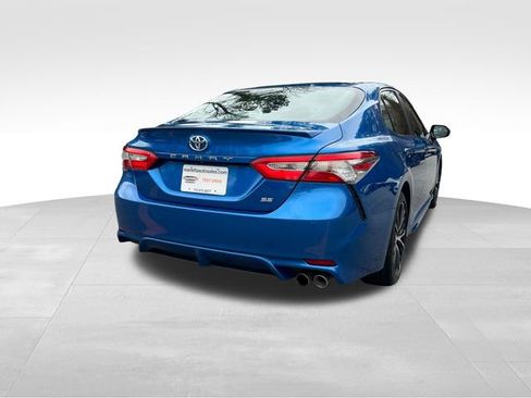 Used 2018 Toyota Camry L image 5