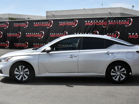 Used 2020 Nissan Altima 2.5 S FWD image 4