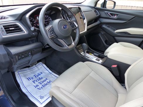 Used 2023 Subaru Ascent Premium w/ Convenience Package AWD/4WD image 22