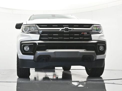 Used 2022 Chevrolet Colorado Z71 AWD/4WD image 37