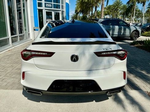 Used 2023 Acura TLX image 5