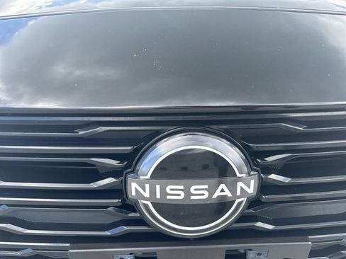 Used 2024 Nissan Altima 2.5 SV FWD image 10