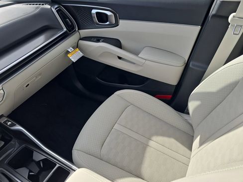 New 2026 Kia Sorento S image 15