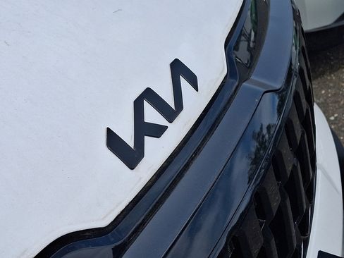 New 2026 Kia Sportage X-Line w/ X-Line Premium Package image 5