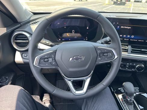 New 2025 Chevrolet Trax ACTIV w/ Driver Confidence Package image 13