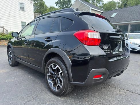 Used 2017 Subaru Crosstrek 2.0i Limited AWD/4WD image 5