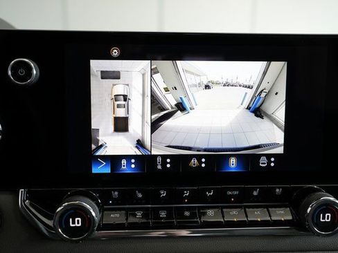 Used 2023 Chevrolet Colorado ZR2 w/ Desert Boss Special Edition image 29