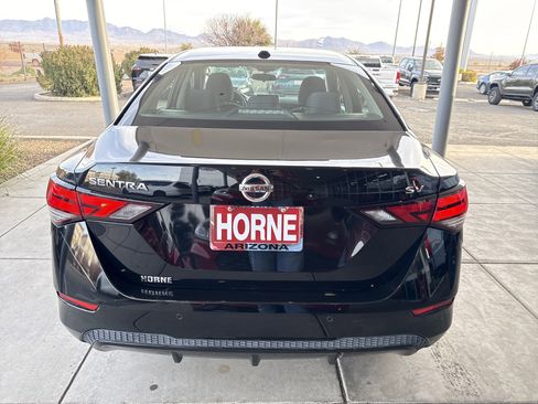 Used 2023 Nissan Sentra SV image 5