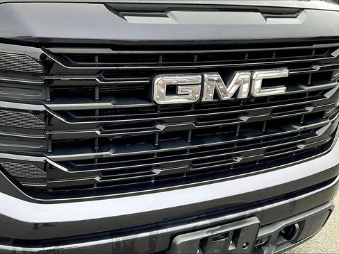Used 2022 GMC Sierra 1500 Elevation AWD/4WD image 24