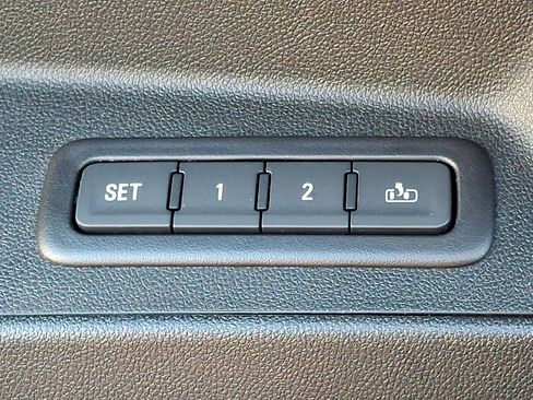 Used 2020 Chevrolet Equinox LT w/ Sport Edition AWD/4WD image 27