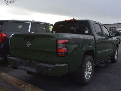 Used 2022 Nissan Frontier SV w/ Graphics Package image 4