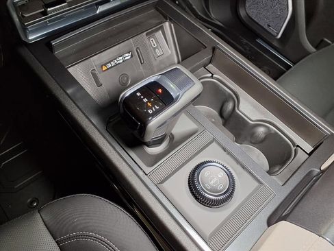 New 2026 GMC Hummer EV SUV image 19