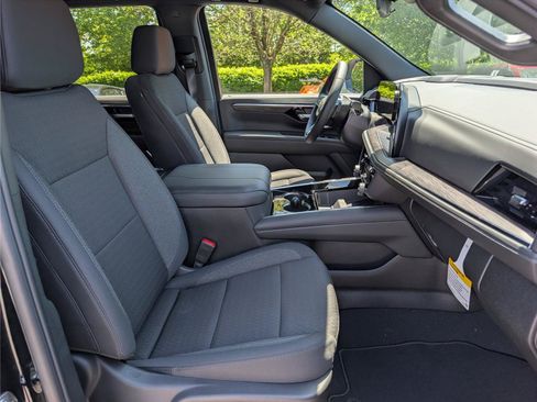 New 2026 Chevrolet Tahoe LS AWD/4WD image 7