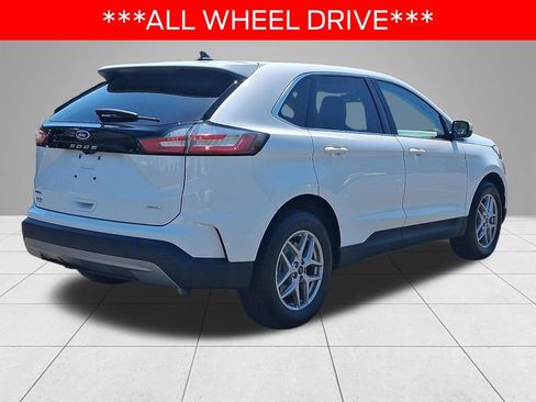 Certified 2023 Ford Edge SEL w/ Convenience Package AWD/4WD image 4