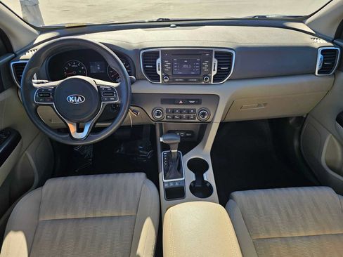 Used 2017 Kia Sportage LX AWD/4WD image 18