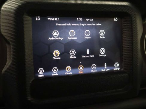 Used 2018 Jeep Wrangler Unlimited Sport S AWD/4WD image 28