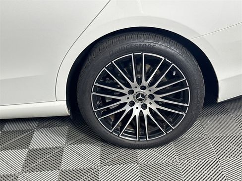 Certified 2025 Mercedes-Benz C 300 Sedan image 22